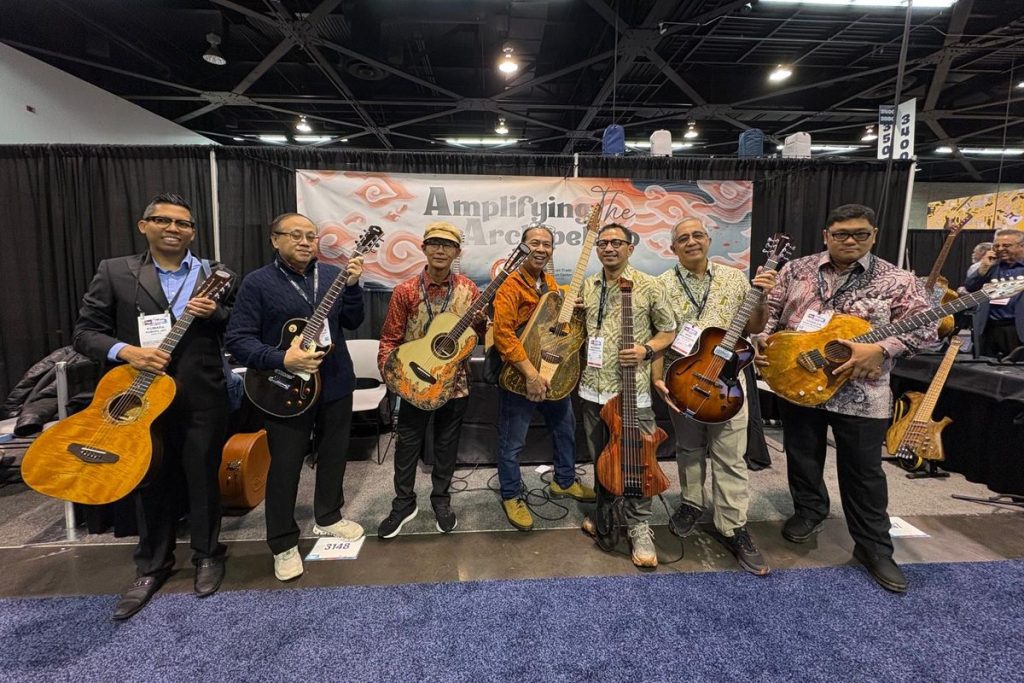 Gitar Rusak, Luka, dan Reuni 20 Tahun: Kisah di Balik Momen Paling Emosional dalam Sejarah Rock and Roll Hall of Fame 2026